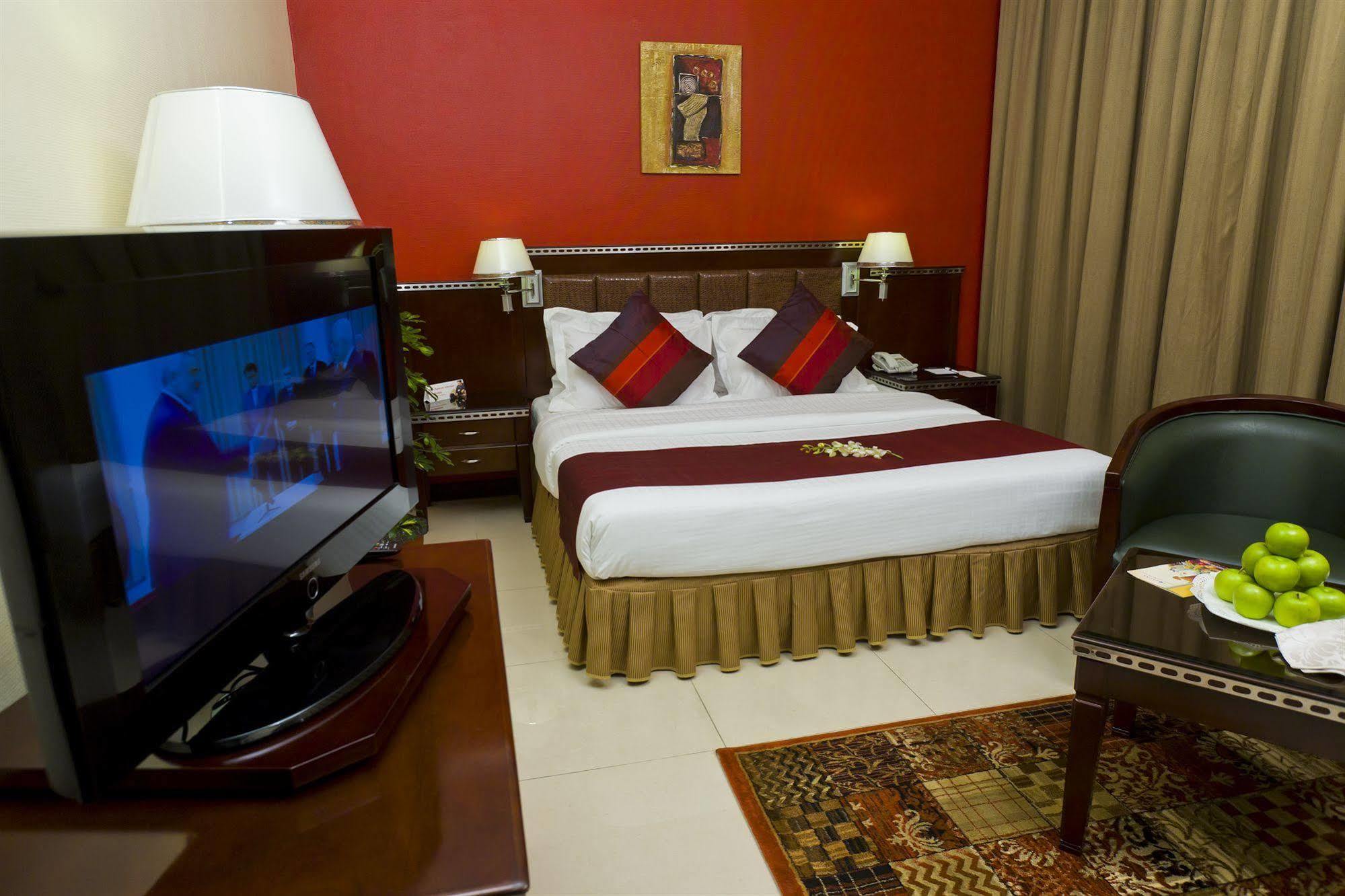 Fortune Hotel Apartments อาบูดาบี ภายนอก รูปภาพ