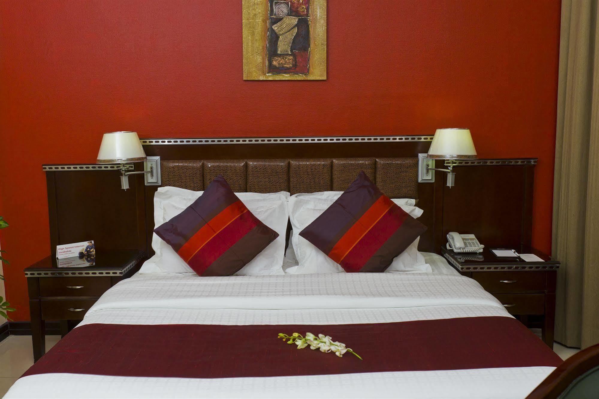 Fortune Hotel Apartments อาบูดาบี ภายนอก รูปภาพ