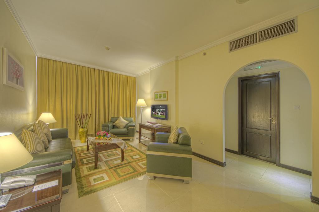 Fortune Hotel Apartments อาบูดาบี ภายนอก รูปภาพ