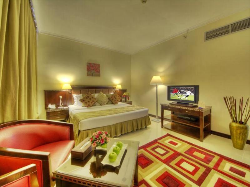 Fortune Hotel Apartments อาบูดาบี ภายนอก รูปภาพ