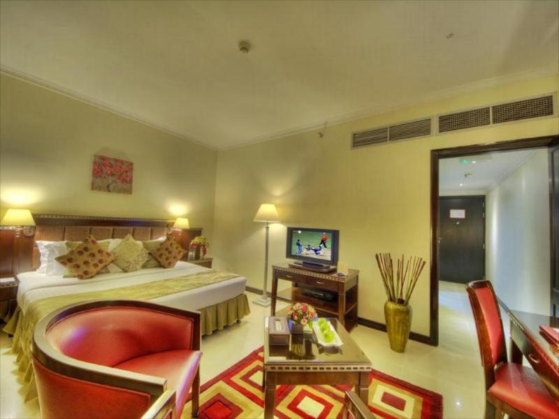 Fortune Hotel Apartments อาบูดาบี ภายนอก รูปภาพ